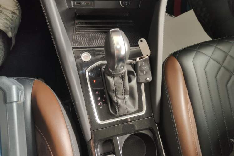 Used Jetta VS7 2024 280TSI Automatic Flagship Edition Gear Lever