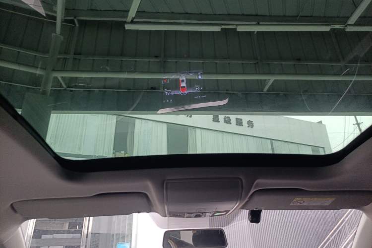 Used Jetta VS7 2024 280TSI Automatic Pioneer Edition Headliner