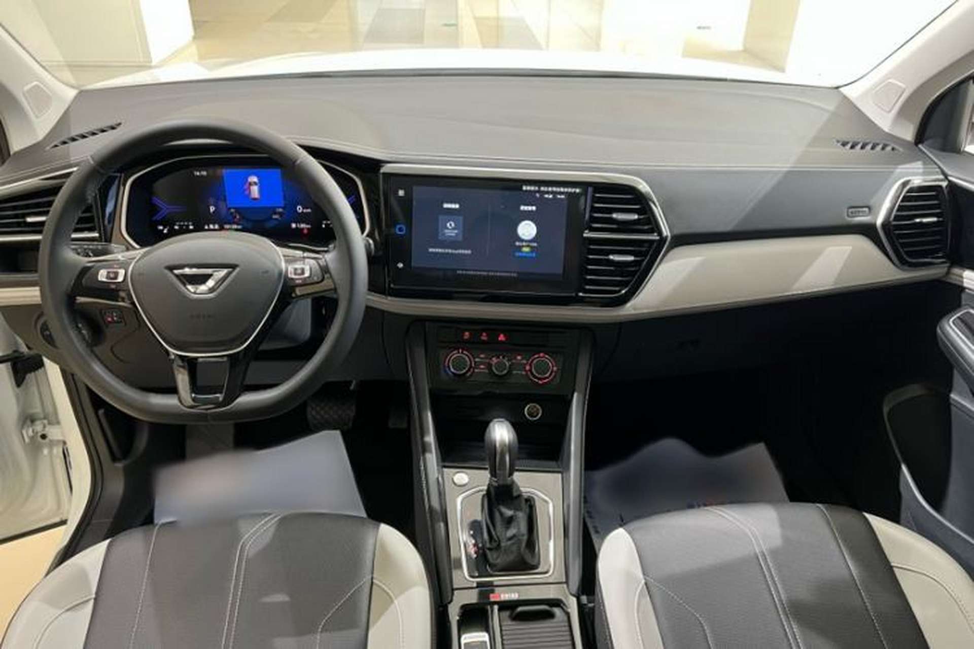 Used Jetta VS7 2024 Kaili Jiangshan 280TSI Automatic Glory Edition Interior 1