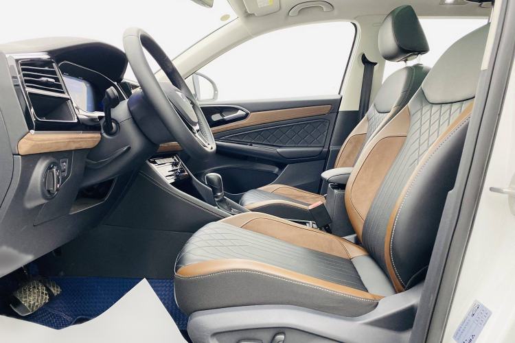 Used Jetta VS7 2024 280TSI Automatic Flagship Edition Interior 5
