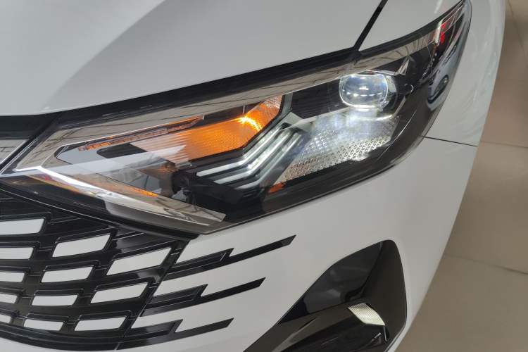 Used Jetta VS7 2024 280TSI Automatic Flagship Edition Left Front Headlight