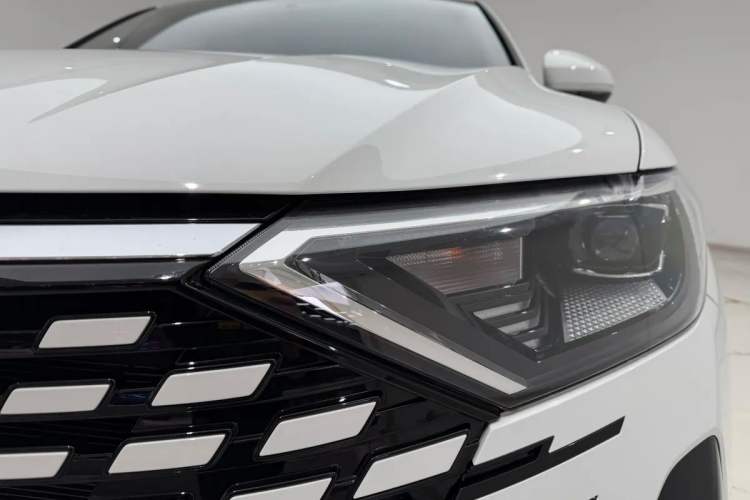 Used Jetta VS7 2024 280TSI Automatic Pioneer Edition Left Front Headlight