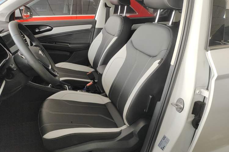 Used Jetta VS7 2024 280TSI Automatic Glory Edition Left Front Seat