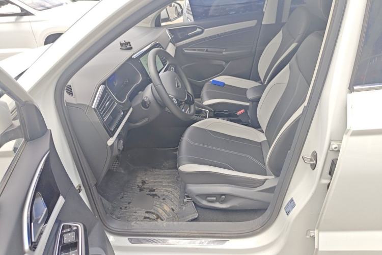 Used Jetta VS7 2024 280TSI Automatic Glory Edition Left Front Seat