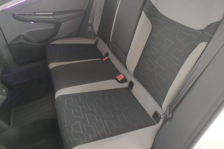 Used Jetta VS7 2024 280TSI Manual Pioneer Edition Left Rear Seat