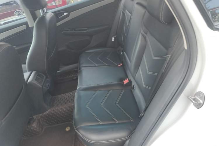 Used Jetta VS7 2024 280TSI Automatic Pioneer Edition Left Rear Seat