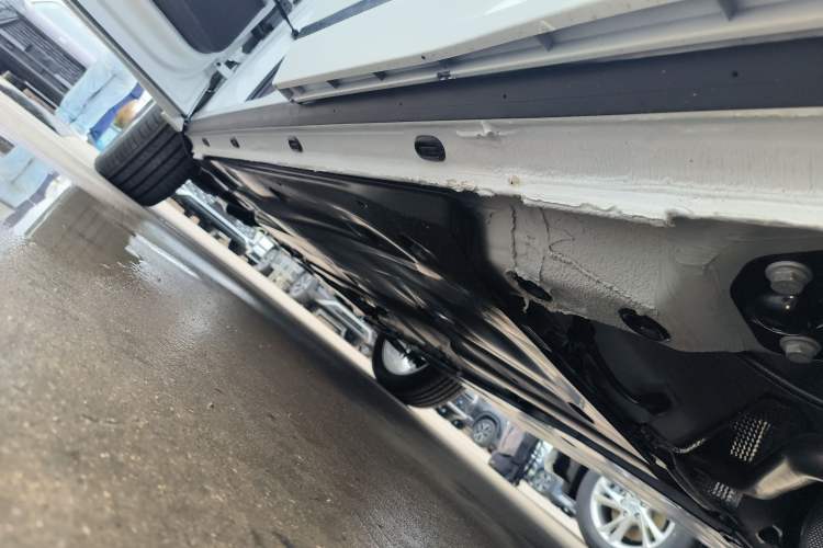 Used Jetta VS7 2024 280TSI Automatic Glory Edition Left Side Sill