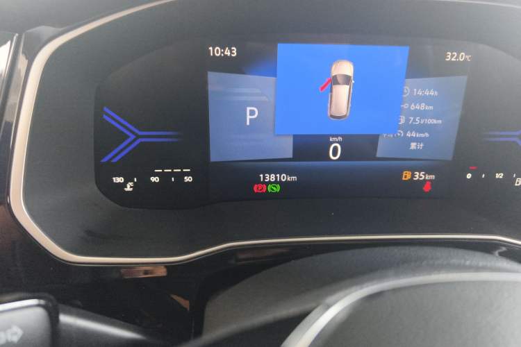 Used Jetta VS7 2024 280TSI Automatic Pioneer Edition Odometer Close Up