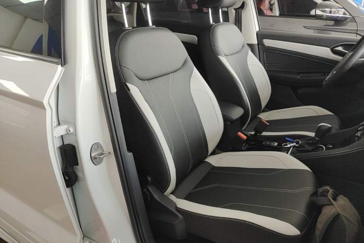 Used Jetta VS7 2024 280TSI Automatic Glory Edition Right Front Seat