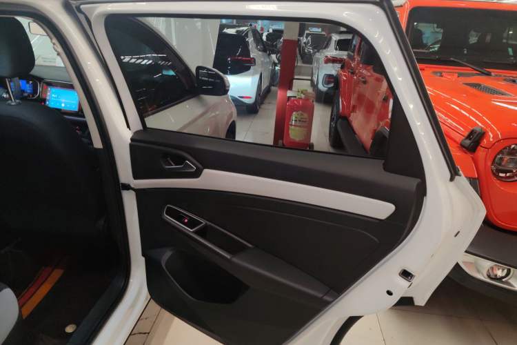 Used Jetta VS7 2024 280TSI Automatic Pioneer Edition Right Rear Door Interior