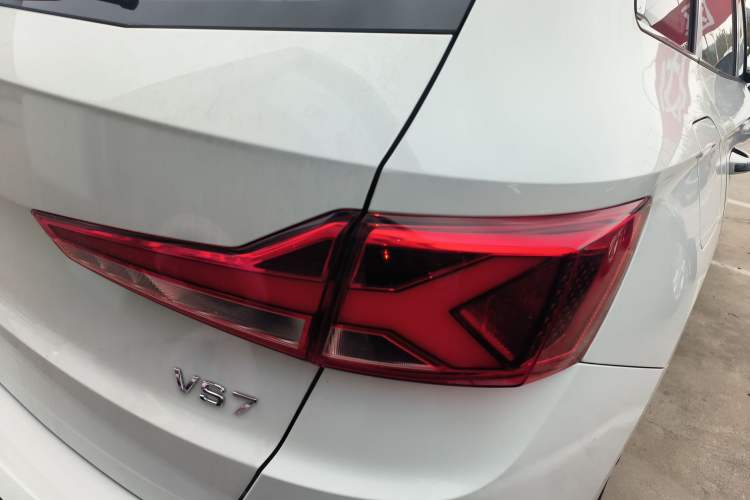 Used Jetta VS7 2024 280TSI Automatic Glory Edition Right Rear Taillight