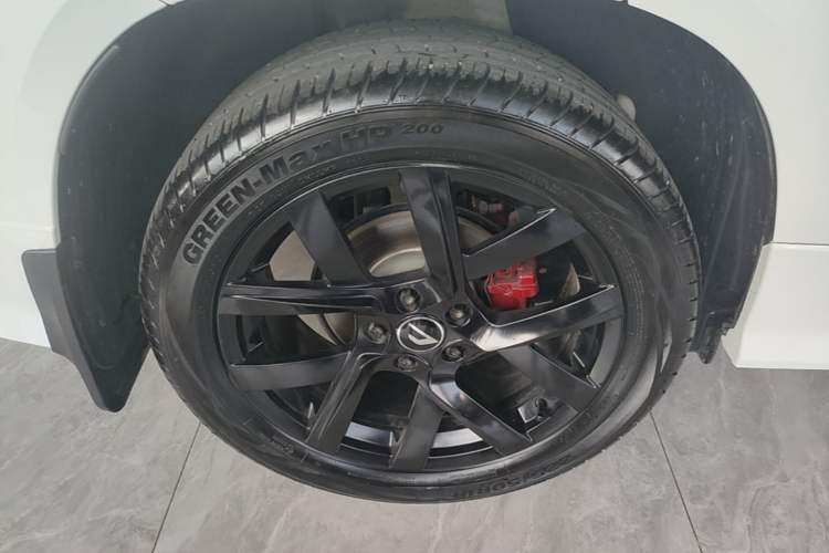 Used Jetta VS7 2024 280TSI Manual Pioneer Edition Right Rear Wheel Hub