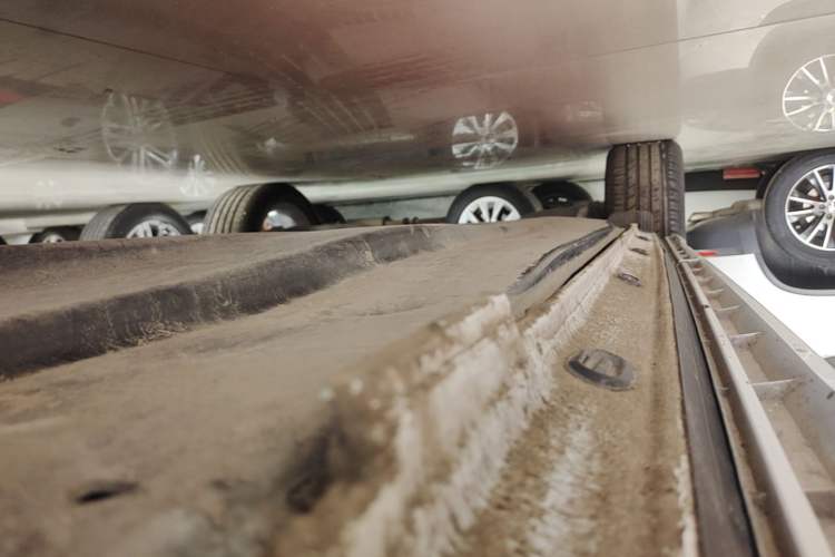 Used Jetta VS7 2024 280TSI Automatic Glory Edition Right Side Sill