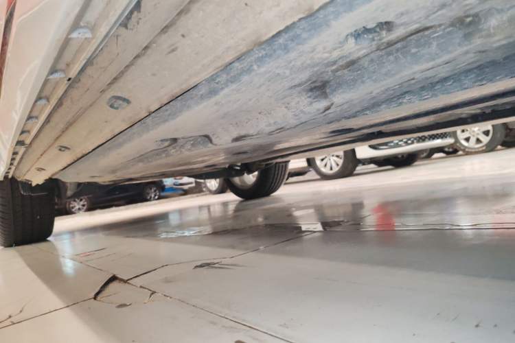 Used Jetta VS7 2024 280TSI Automatic Pioneer Edition Right Side Sill
