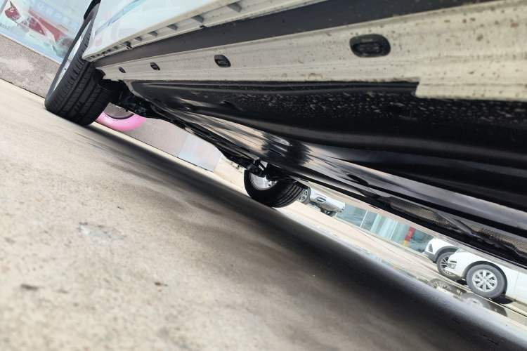 Used Jetta VS7 2024 280TSI Automatic Glory Edition Right Side Sill