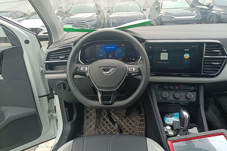 Used Jetta VS7 2024 280TSI Automatic Glory Edition Steering Wheel
