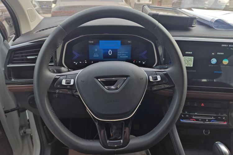 Used Jetta VS7 2024 280TSI Automatic Flagship Edition Steering Wheel