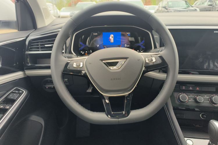 Used Jetta VS7 2024 280TSI Automatic Glory Edition Steering Wheel