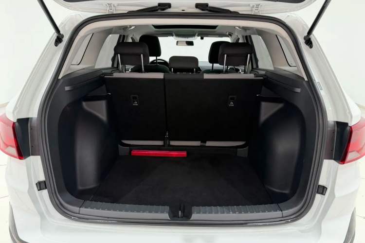 Used Jetta VS7 2024 280TSI Automatic Pioneer Edition Trunk