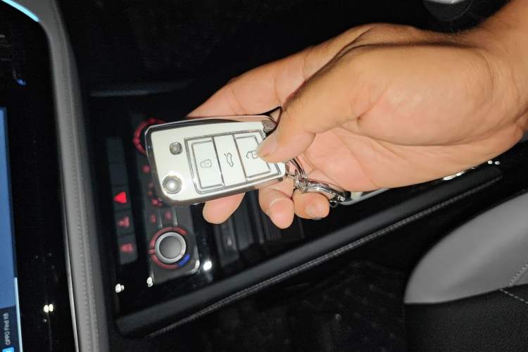 Used Jetta VS7 2024 280TSI Automatic Glory Edition Vehicle Key