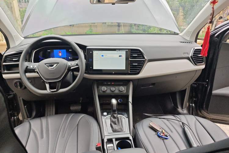 Used Jetta VS7 2026 Model, 280TSI Automatic Glory Edition Center Console