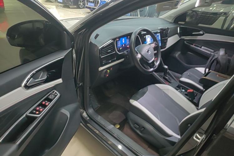 Used Jetta VS7 2026 Model, 280TSI Automatic Glory Edition Driver Seat
