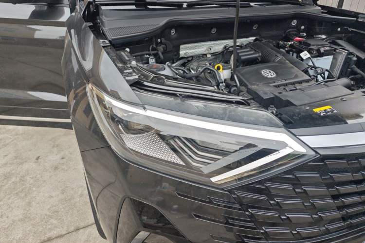 Used Jetta VS7 2026 Model, 280TSI Automatic Glory Edition Right Front Headlight
