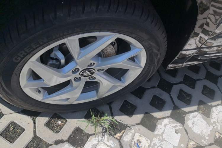 Used Jetta VS7 2026 Model, Qianli Jiangshan 280TSI Automatic Glory Edition Left Front Wheel Hub