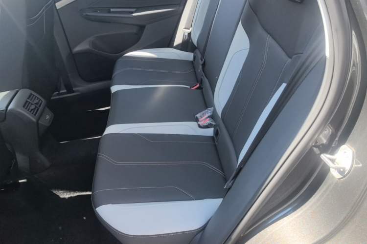 Used Jetta VS7 2026 Model, Qianli Jiangshan 280TSI Automatic Glory Edition Left Rear Seat