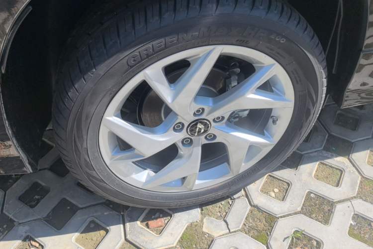 Used Jetta VS7 2026 Model, Qianli Jiangshan 280TSI Automatic Glory Edition Right Rear Wheel Hub