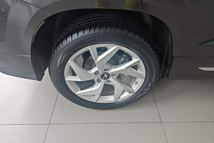 Used Jetta VS7 2026 Model, Qianli Jiangshan 280TSI Automatic Glory Edition Right Rear Wheel Hub