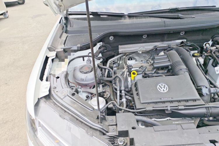 Used Jetta VS7 2026 Model, 280TSI Automatic Glory Edition Engine Bay Right