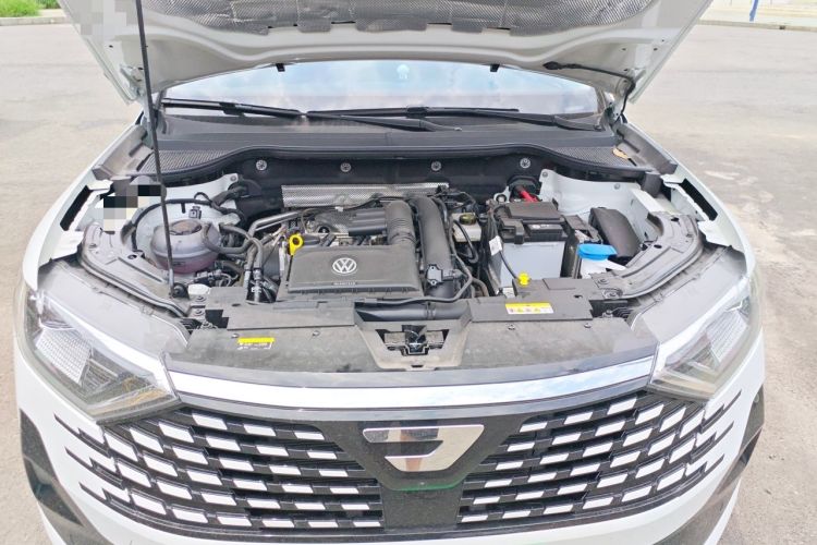 Used Jetta VS7 2026 Model, 280TSI Automatic Glory Edition Engine Bay