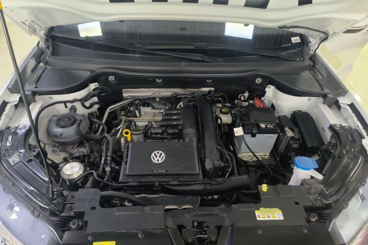 Used Jetta VS7 2026 Model, 280TSI Automatic Glory Edition Engine Bay