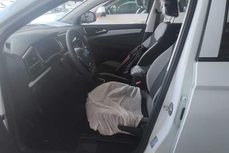 Used Jetta VS7 2026 Model, 280TSI Automatic Pioneer Edition Left Front Seat