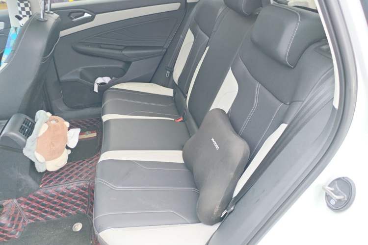 Used Jetta VS7 2026 Model, 280TSI Automatic Glory Edition Left Rear Seat