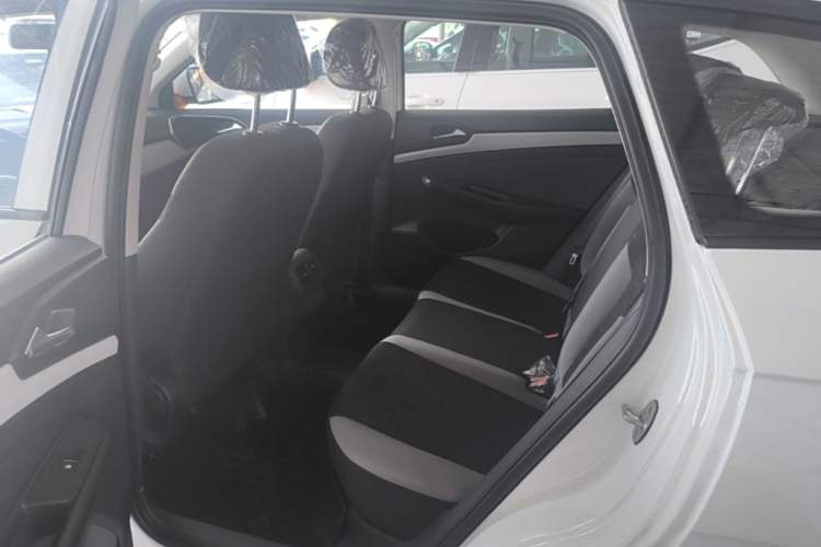 Used Jetta VS7 2026 Model, 280TSI Automatic Pioneer Edition Left Rear Seat