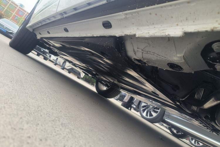 Used Jetta VS7 2026 Model, 280TSI Automatic Glory Edition Left Side Sill