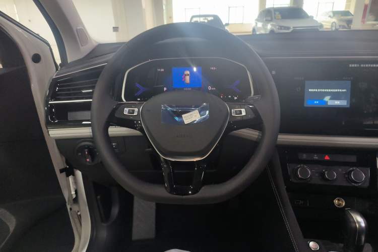 Used Jetta VS7 2026 Model, 280TSI Automatic Glory Edition Steering Wheel