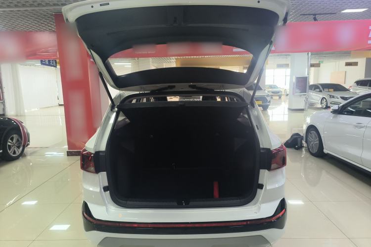 Used Jetta VS7 2026 Model, 280TSI Automatic Glory Edition Trunk