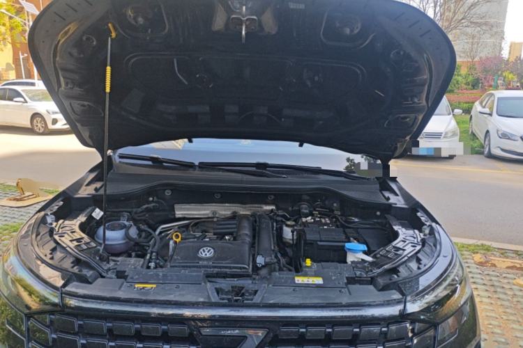 Used Jetta VS8 2026 Model 280TSI Automatic Supreme Edition Engine Bay