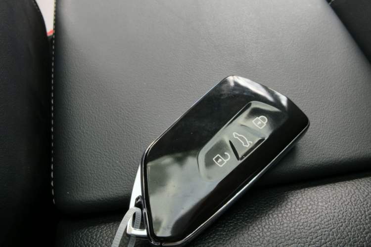 Used Jetta VS8 2026 Model 280TSI Automatic Supreme Edition Interior 5