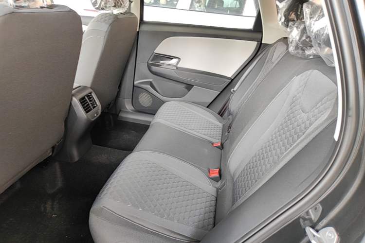 Used Jetta VS8 2026 Model 280TSI Automatic All-Round Edition Left Rear Seat