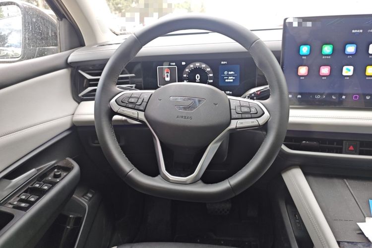 Used Jetta VS8 2026 Model 280TSI Automatic Supreme Edition Steering Wheel