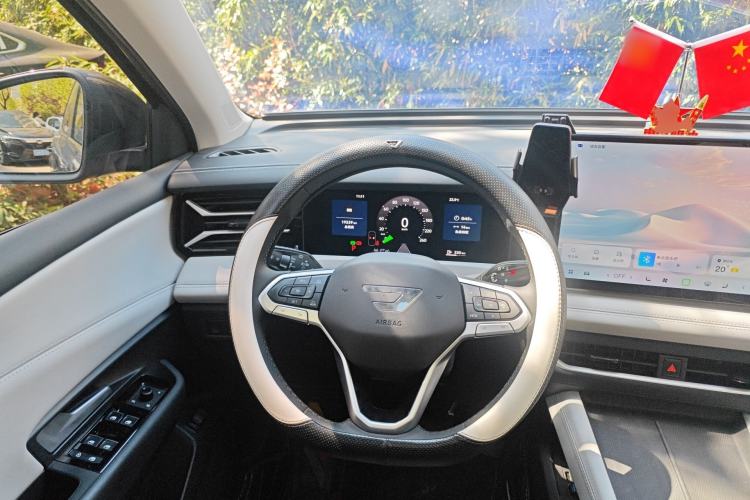 Used Jetta VS8 2026 Model 280TSI Automatic Supreme Edition Steering Wheel
