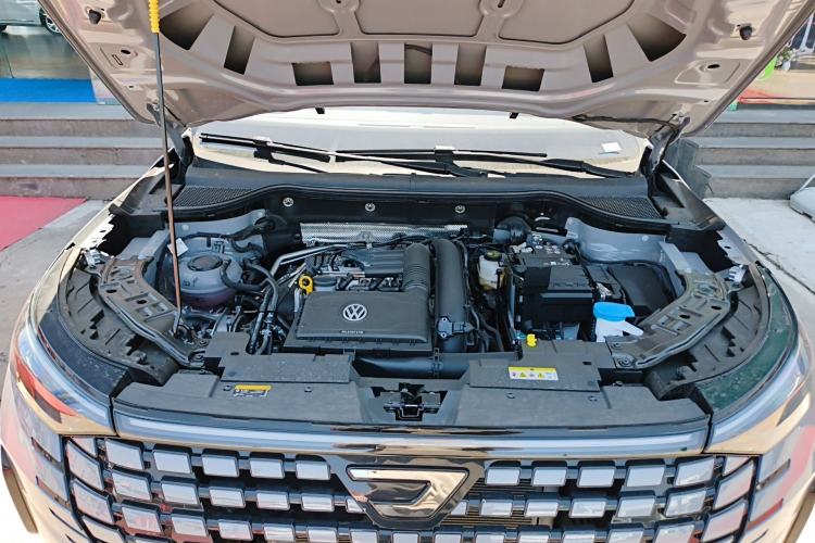 Used Jetta VS8 2026 Model 280TSI Automatic All-Round Edition Engine Bay