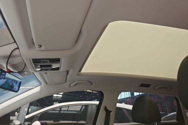 Used Jetta VS8 2026 Model 280TSI Automatic Supreme Edition Headliner