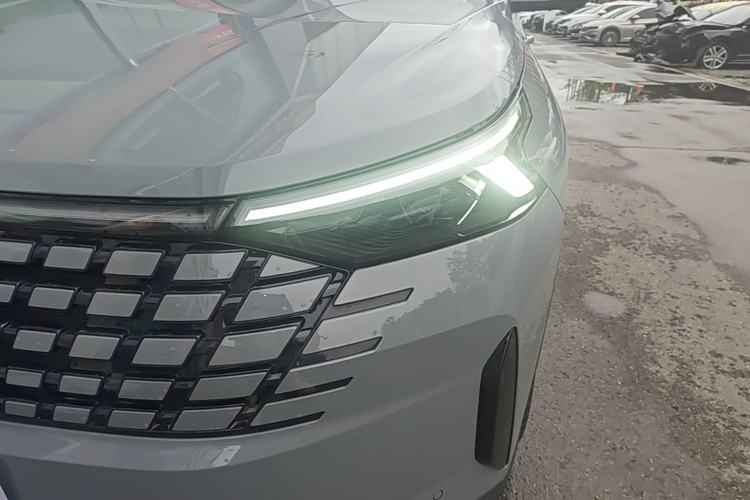 Used Jetta VS8 2026 Model 280TSI Automatic Supreme Edition Left Front Headlight