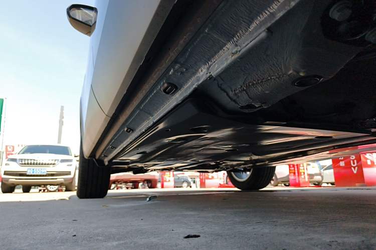 Used Jetta VS8 2026 Model 280TSI Automatic All-Round Edition Left Side Sill