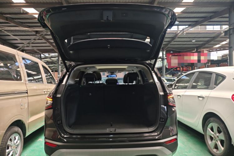 Used Jetta VS8 2026 Model 280TSI Automatic Supreme Edition Trunk
